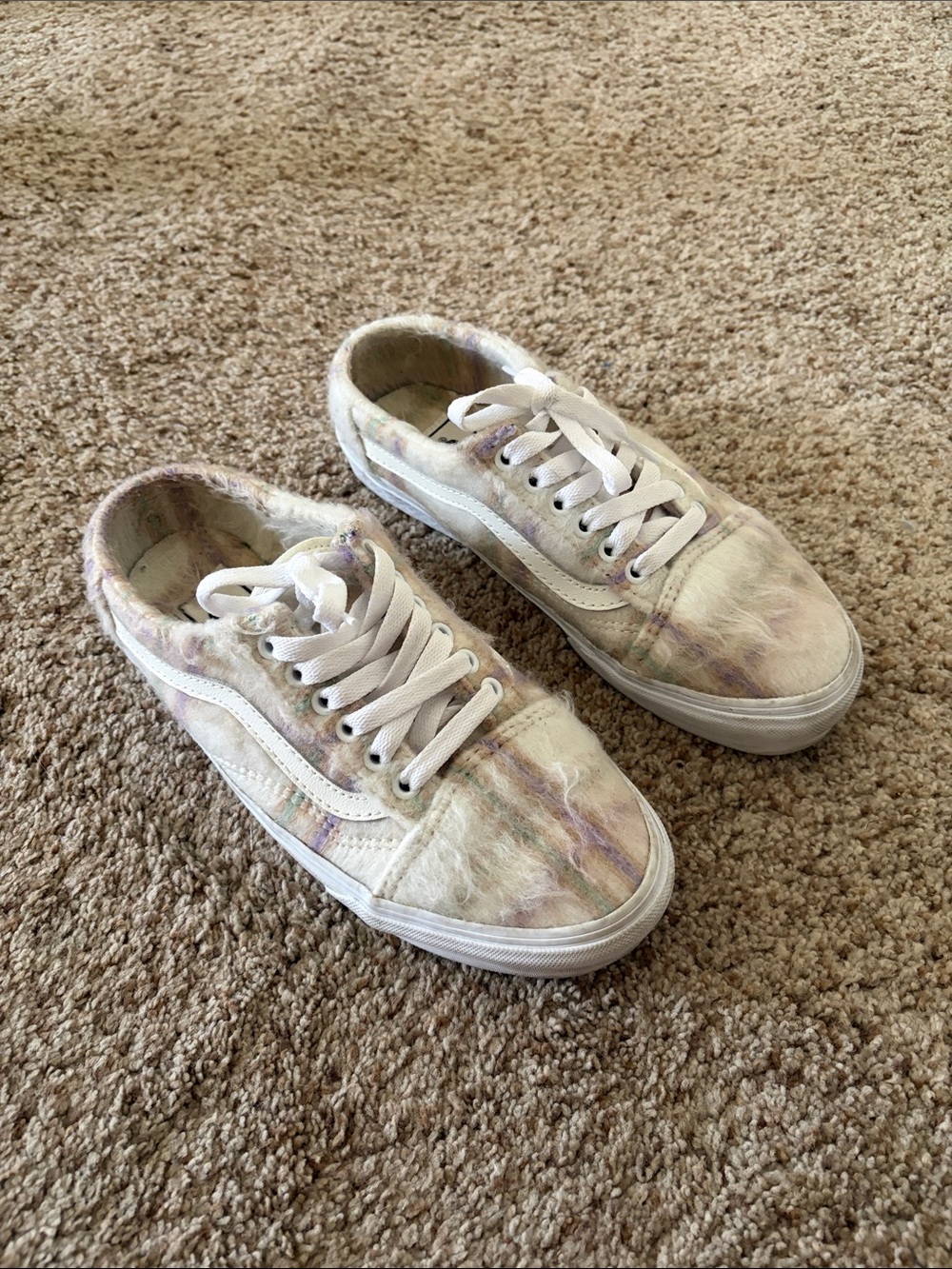 Vans Old Skool Plaid Fur Sneaker
